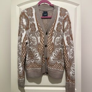 Abercrombie & Fitch Cropped Floral Knit Cardigan